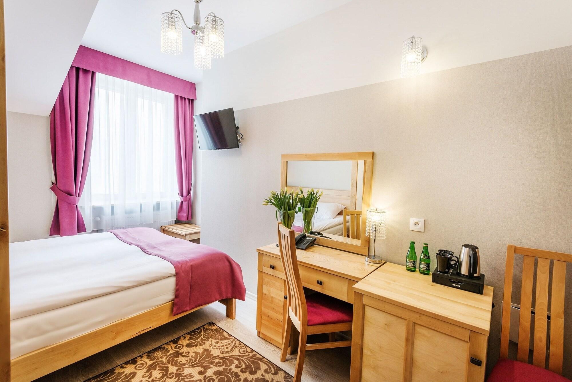 Garden Palace Krakow Ngoại thất bức ảnh