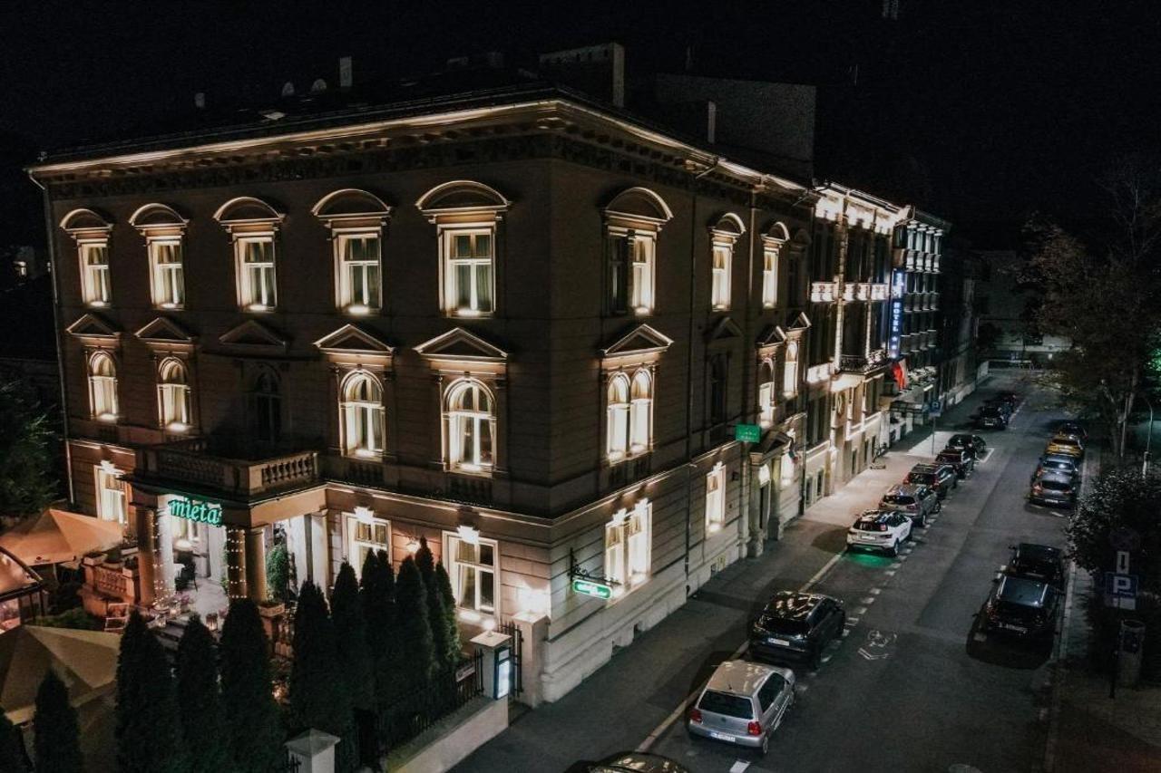 Garden Palace Krakow Ngoại thất bức ảnh
