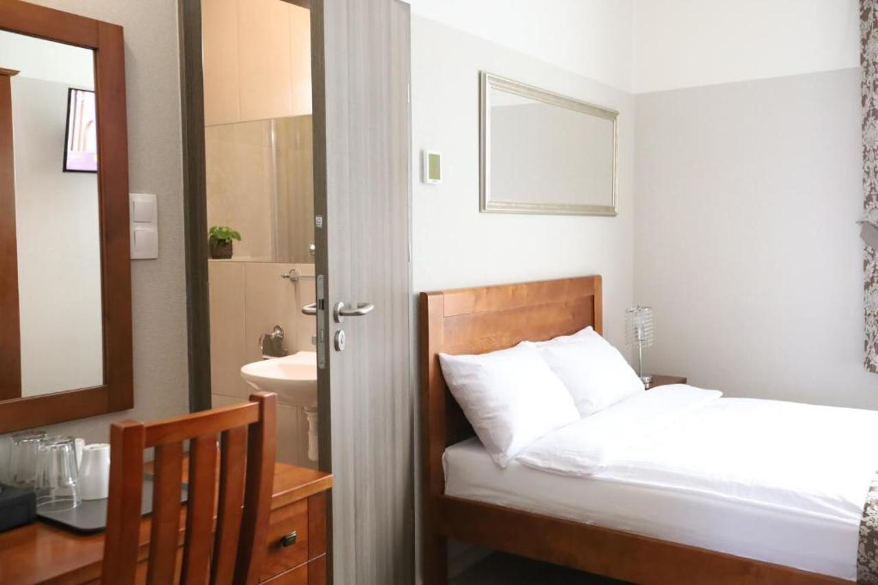 Garden Palace Krakow Ngoại thất bức ảnh